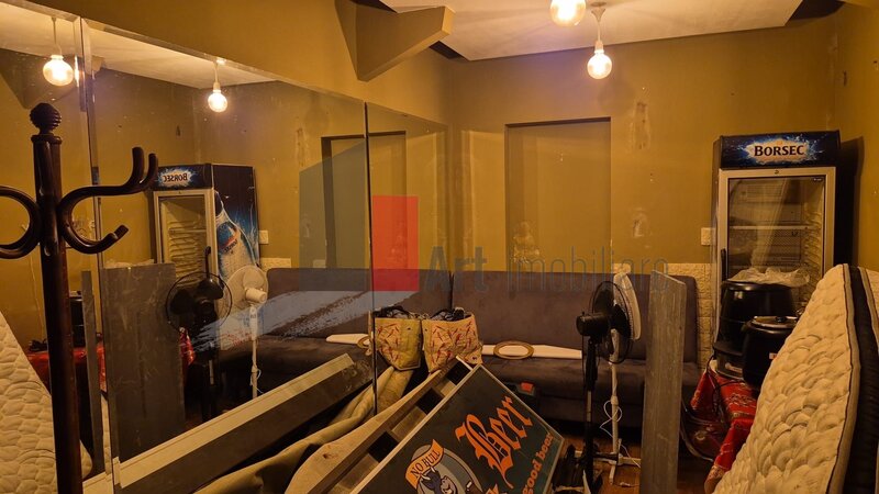 Mosilor spatiu comercial de inchiriat